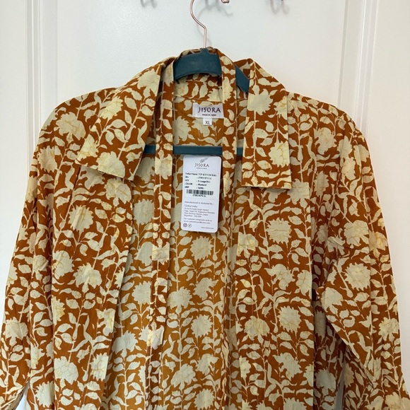 JISORA Motifs with Mustard Jaal on Cotton Shrug - Picture 2 of 12